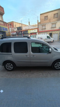 voitures-renault-kangoo-2021-ain-mlila-oum-el-bouaghi-algerie