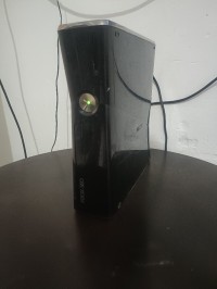 أجهزة-ألعاب-الفيديو-xbox-360-slim-بومرداس-الجزائر