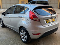 voitures-ford-fiesta-2015-titanium-guelma-algerie