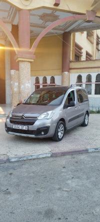 سيارات-citroen-berlingo-multispace-2017-درارية-الجزائر