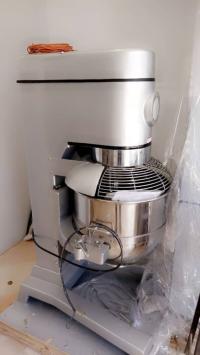 alimentaire-et-restauration-batteure-melangeur-80l-باتور-setif-algerie