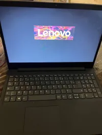 Lenovo V15-ADA