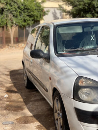 voitures-renault-clio-2-2000-chlef-algerie