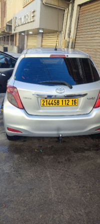 voitures-toyota-yaris-2012-ain-naadja-alger-algerie