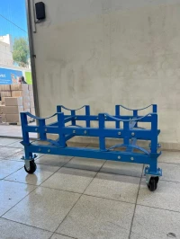 Support de stockage  horizontal avec roulettes