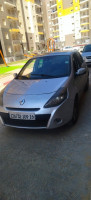 voitures-renault-clio-3-2009-night-and-day-dar-el-beida-alger-algerie