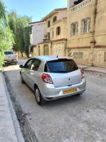 voitures-renault-clio-3-2012-night-and-day-el-biar-alger-algerie