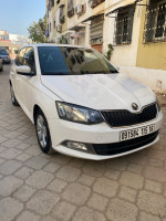 voitures-skoda-fabia-2015-kolea-tipaza-algerie