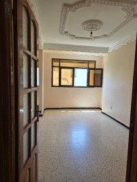 شقة-بيع-3-غرف-سطيف-الجزائر