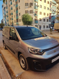 utilitaire-peugeot-doblo-2024-italie-sidi-bel-abbes-algerie