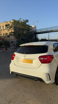 voitures-mercedes-classe-a-2015-180-exclusif-dely-brahim-alger-algerie