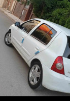 citadine-renault-clio-campus-2014-bye-touahria-mostaganem-algerie