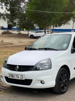 voitures-renault-clio-campus-2014-extreme-2-annaba-algerie