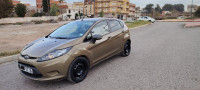 voitures-ford-fiesta-2013-guelma-algerie