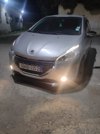 voitures-peugeot-208-2015-allure-medea-algerie