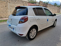 voitures-renault-clio-3-2012-night-and-day-boghni-tizi-ouzou-algerie