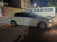 voitures-volkswagen-golf-7-2015-dar-el-beida-alger-algerie