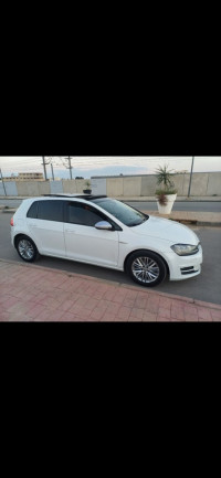 voitures-volkswagen-golf-7-2015-cup-dar-el-beida-alger-algerie