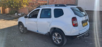 voitures-dacia-duster-2015-bouira-algerie