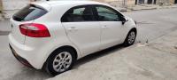 سيارات-kia-rio-5-portes-2014-أم-البواقي-الجزائر