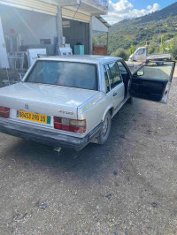 voitures-volvo-740-1990-bouderbala-bouira-algerie