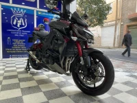 Kawazaki Z1000 robo 