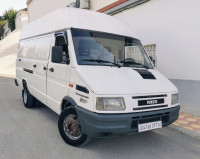 voitures-iveco-classique-1997-d-algerie