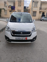 voitures-peugeot-partner-2017-tepee-allure-ain-oulmene-setif-algerie