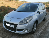 break-familiale-renault-scenic-2010-tipaza-algerie