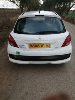 voitures-peugeot-207-2013-rouiba-alger-algerie