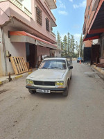 voitures-peugeot-504-1980-chiffa-blida-algerie