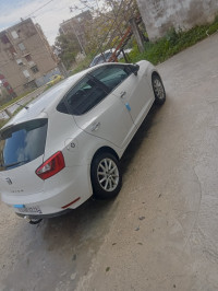 voitures-seat-ibiza-2013-fully-annaba-algerie