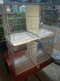 Baterie de 9 cages séparation grand model en très bonne état 