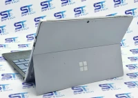 Microsoft Surface Pro 5 i7 7660U 8G 256 SSD 2K Tactile Détachable