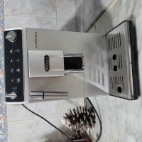 Machine à café delonghi autentica