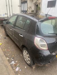 سيارات-renault-clio-3-2011-باب-الواد-الجزائر