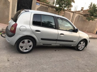 voitures-renault-clio-2-2002-boufarik-blida-algerie