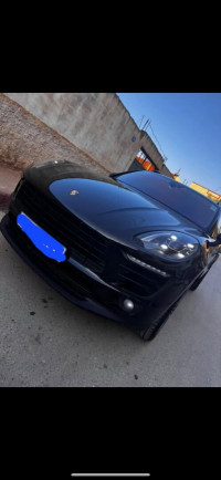 voitures-porsche-macan-2017-turbo-mostaganem-algerie