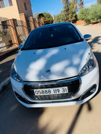 voitures-peugeot-208-2019-allure-facelift-mascara-algerie