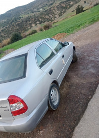 voitures-hyundai-accent-2005-gls-menaceur-tipaza-algerie