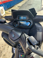 motos-et-scooters-x-max-300-tech-yamaha-2024-algerie