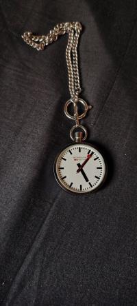 Montre homme thumbnail 4