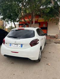 سيارات-peugeot-2008-2016-208-الشلف-الجزائر
