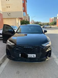 Audi Q3 2022 S Line compétition
