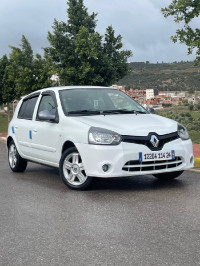 voitures-renault-clio-campus-2014-ain-hessania-guelma-algerie