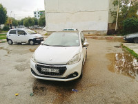 voitures-peugeot-208-2019-access-facelift-ben-mehdi-el-tarf-algerie