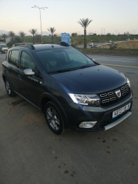 voitures-dacia-sandero-2018-stepway-restylee-bir-mourad-rais-alger-algerie