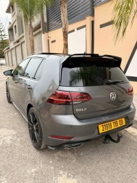 سيارات-volkswagen-golf-7-2019-r-line-البليدة-الجزائر