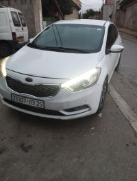 voitures-kia-cerato-2013-didouche-mourad-constantine-algerie