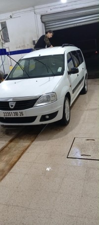 سيارات-dacia-logan-2010-المدية-الجزائر